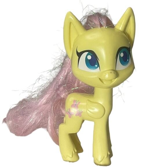 My Little Pony Fluttershy Toy Figure Yellow Pink Mane Hasbro 2019 E9141 Adorable - Picture 1 of 7